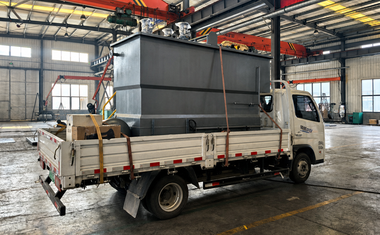 Dissolved air flotation equipment
